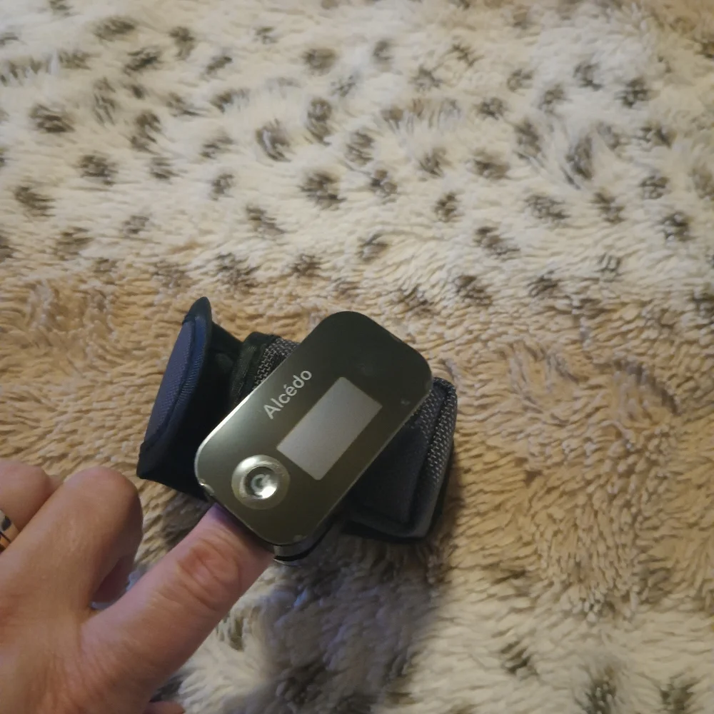 Black Wearable Pulse Oximeter